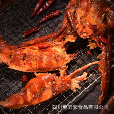 四川特色手撕兔整只兔子肉烤兔麻辣兔头兔腿兔肉休闲零食图4