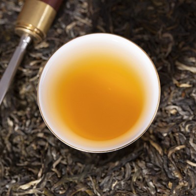 云南普洱茶18年倚邦gu树生茶七子饼 易武正山普洱茶 蜜韵醇厚厂家图4