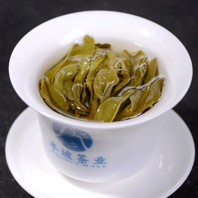 云南茶镜普洱茶单株普洱茶饼生茶100g饼厂家现货直供批发量大价优图4
