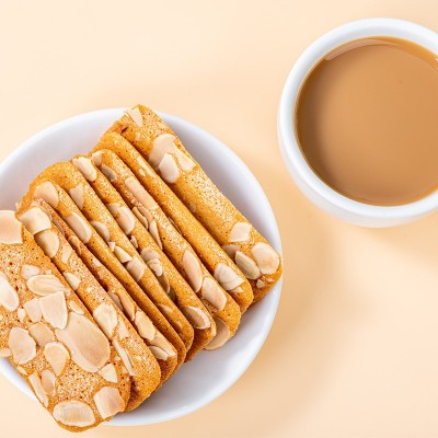 坚果脆片网红零食饼干批发扁桃仁好吃散装图2