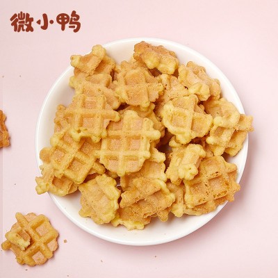 酱心小蛋卷 咸蛋黄味芝士味抹茶味流心蛋卷饼干休闲零食一件代发图3