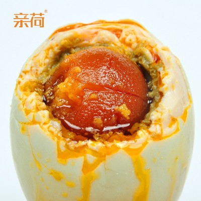 白洋淀咸鸭蛋 新鲜大个不咸红心流油 65g 真空包装 烤海鸭蛋 直供图4