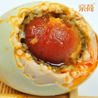 白洋淀咸鸭蛋 新鲜大个不咸红心流油 65g 真空包装 烤海鸭蛋 直供图3