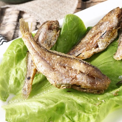 厂家黄鱼酥炭烤香酥小黄鱼干开袋即食零食海鲜干货酥脆小鱼干图5
