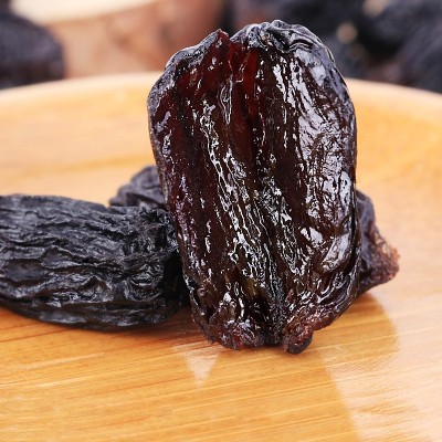 厂家直供 OEM代加工吐鲁番黑加仑葡萄干 大颗粒黑美人葡萄干图2