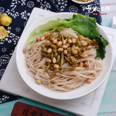 二子米粉蒜香牛肉酱风味桂林米粉方便速食即食冲泡囤粮推荐图5