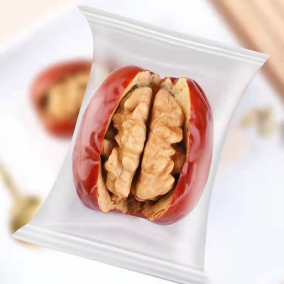 红枣夹核桃葡萄干500g 装新疆特产和田大枣什锦红枣夹核桃仁 直供图3