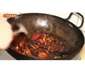 麻辣羊蝎子火锅制作教程, 底料炒制过程详细