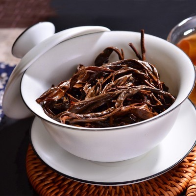 批发2020年春茶 云南松针滇红茶500g散装滇红 金芽红茶图5