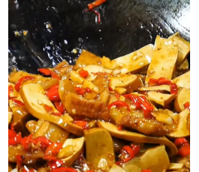 湘菜大厨教你湖南名菜“小炒香干”，香辣美味，好吃又下饭