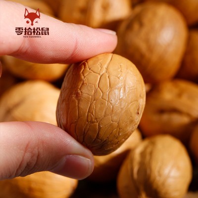美味坚果薄壳草本味纸皮核桃165g袋装新疆烤核桃厂家一件代发坚果图3