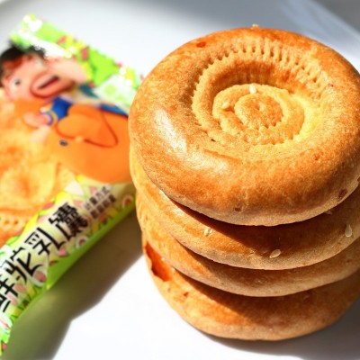 鲜驼乳馕新疆特产手工制作饼干独立包装750g奶香休闲零食早餐礼盒图5