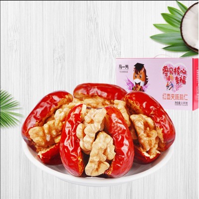 马一芳红枣夹核桃仁礼盒3斤装大礼包休闲零食图4