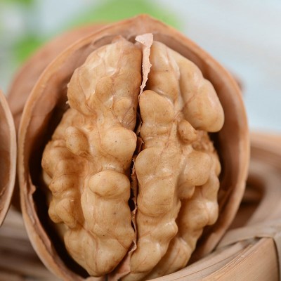 新疆纸皮薄皮核桃500g 零食坚果原味孕妇生核桃 壳薄肉厚核桃批发图2