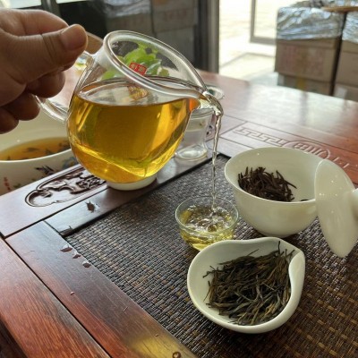 厂家直发批发云南凤庆滇红茶经典58松针理条古树滇红茶云南滇红茶图2