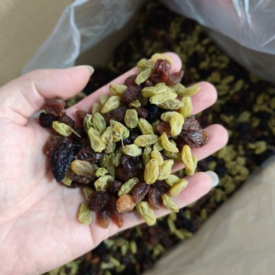 吐鲁番多彩葡萄干 四色大颗粒葡萄干 10公斤一箱B款工厂批发图3