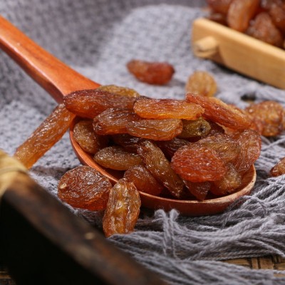 定制黄玫瑰葡萄干新疆特产黄玫葡萄干大量散装批发500g免洗即食的图2