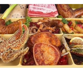 今天我们来吃“网红美食”九宫格