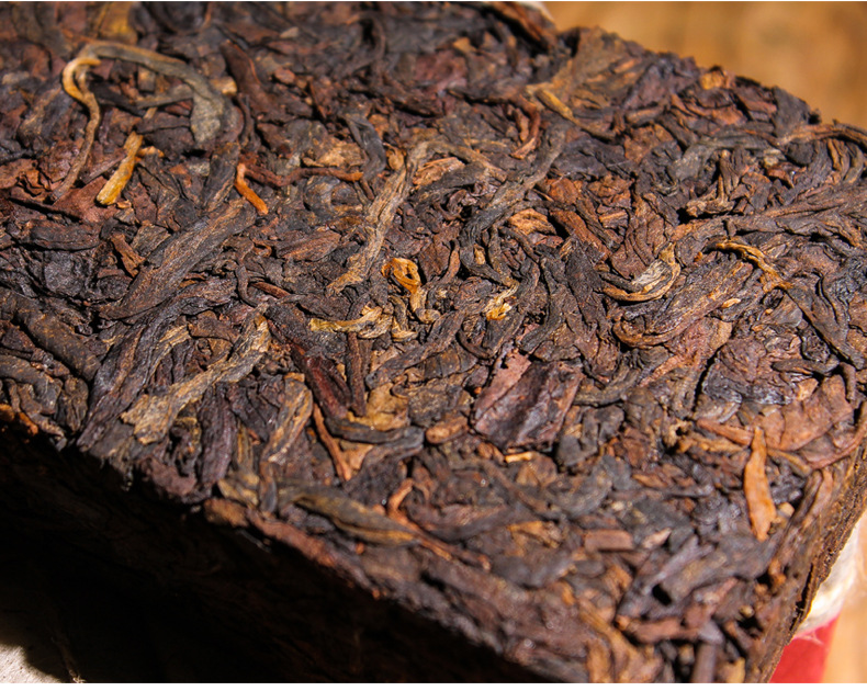 老班章古树熟茶砖250g_11.jpg