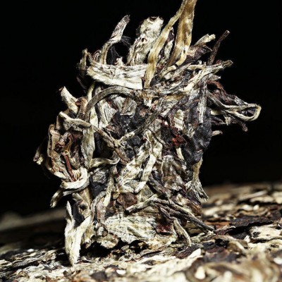 云南白茶 普洱景谷大白茶月光白生茶月光美人早春茶 357g七子饼茶图4