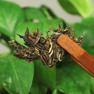 云南临沧冰岛地界普洱茶生茶普洱茶饼七子饼茶200g普洱生茶饼图4