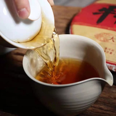 勐库大树茶 普洱茶生茶云南七子饼茶 布朗山勐库茶一口料压制图4
