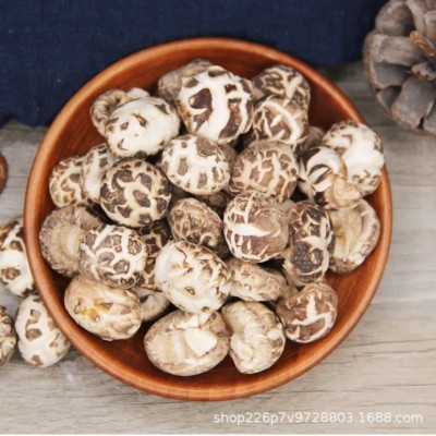 送礼佳品 花菇500g批发剪脚肉厚花菇干蘑菇新货图5