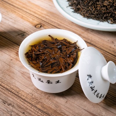 福建武夷山 黄芽金骏眉 花香蜜香型 红茶茶叶散装批发图3