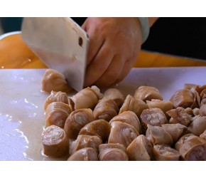 福建美女煮海鲜面，在饭店一碗能卖200块，靠1瓶调味零厨艺也能做