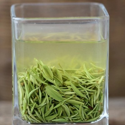 新茶叶明前高山云雾 炒青春茶 日照充足 浓香散装茶怡品