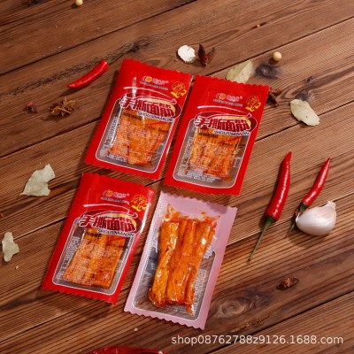 辣条大量批发手撕面筋素食儿时小面筋湖南麻辣休闲小零食厂家包邮图2