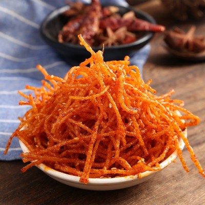 德建18g系列辣条KK星QQ仔吃得乐辣条辣嘴面素羊排大辣片休闲零食图2