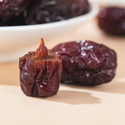 三蒸三晒熟枣无添加新疆红枣500g手工蒸枣办公零食袋装罐装蒸熟枣图4