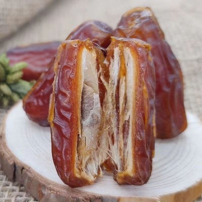 伊朗黑椰枣蜜枣干250g 阿联酋枣沙漠面包枣零食软糯香甜黑椰枣干图4