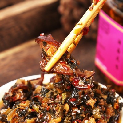 武叔腊肉外婆菜农家自制下饭菜湖南特产酱菜咸菜瓶装厂家批发图3