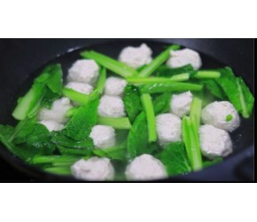 肉丸子汤做法有诀窍，鲜嫩爽滑，汤鲜味美，厨房小白一次就成功