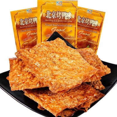8090后童年儿时怀旧麻辣零食 北京烤鸭辣条味甜辣休闲豆制品图4
