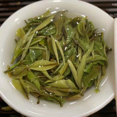 2020年福鼎春茶白牡丹福建首采高山明前一芽一叶白茶散茶500g茶叶图2