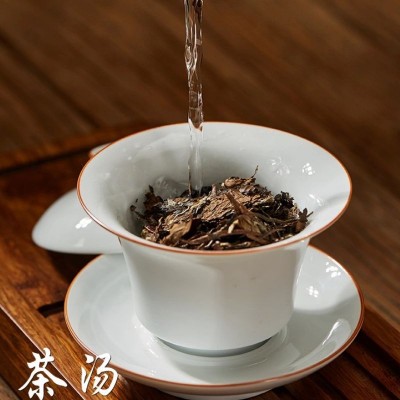 福鼎老白茶 2016年枣香白茶饼磻溪紧压寿眉茶饼350g 厂家茶叶批发图4