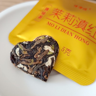 茉莉滇红 茶叶 云南古树红茶茉莉花爱心形状 5克/片图2