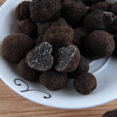 【新鲜黑松露 】云南特产 食用块菌猪拱菌散装1000g 新鲜现货批发图2