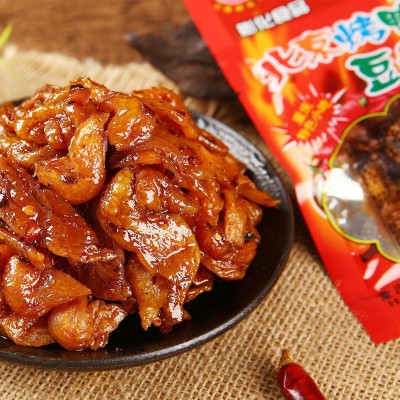 辣条 红辣椒北京烤鸭味 豆制品辣片童年儿时怀旧零食品图3