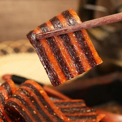 斑马肉辣条5毛素食香辣片8090后怀旧休闲零食校园儿童小吃图4