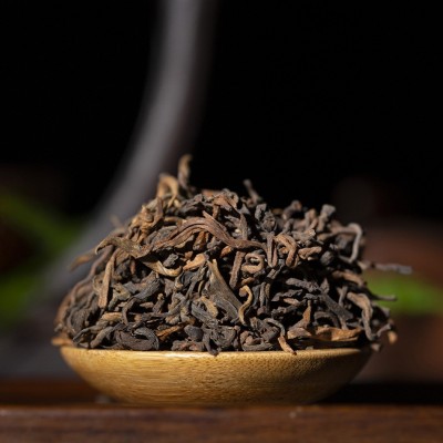 厂家批发云南普洱茶叶2020年茶皇金芽大金芽勐海陈香宫廷熟茶散茶图2