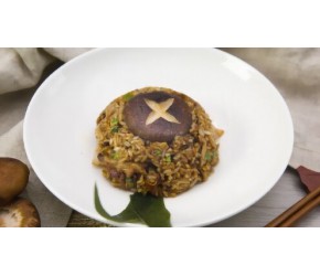 小白也能轻易上手——美味肥厚的香菇炒饭